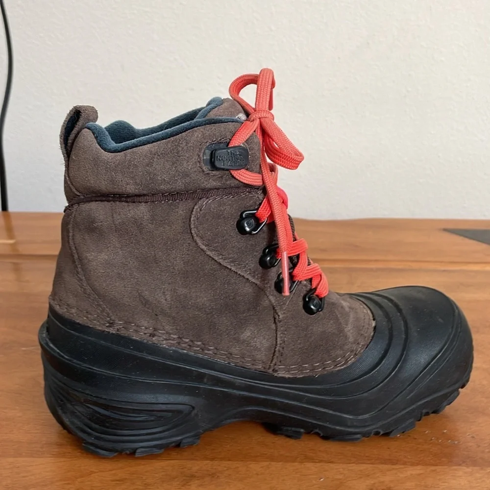 The North Face Kids Waterproof Snow Boots Size 2